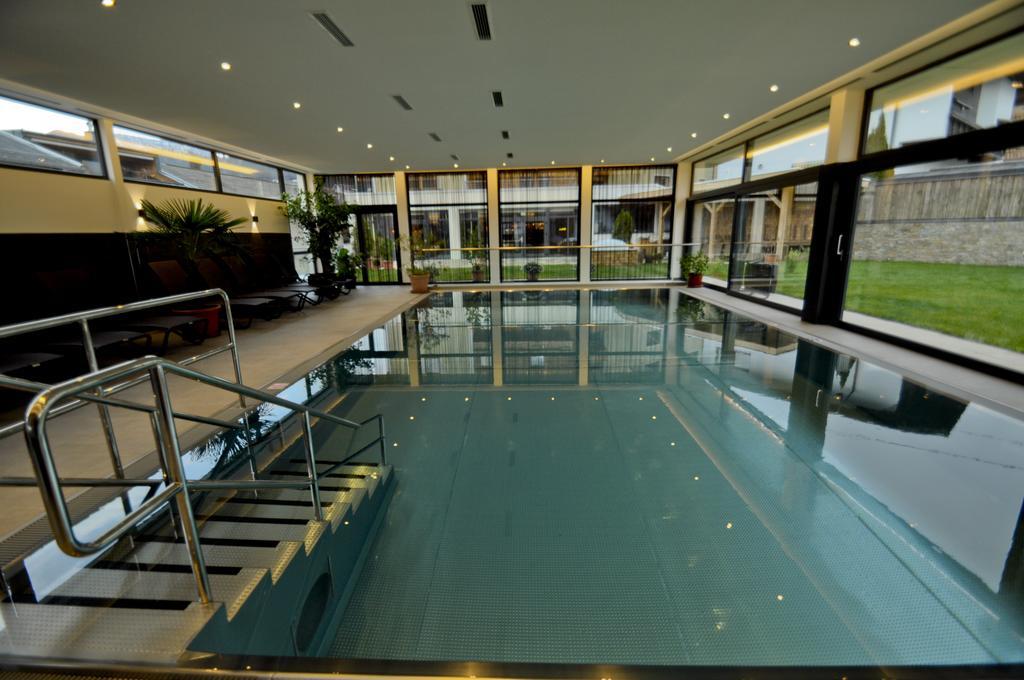Hotel Rettenberg Kolsass Bagian luar foto